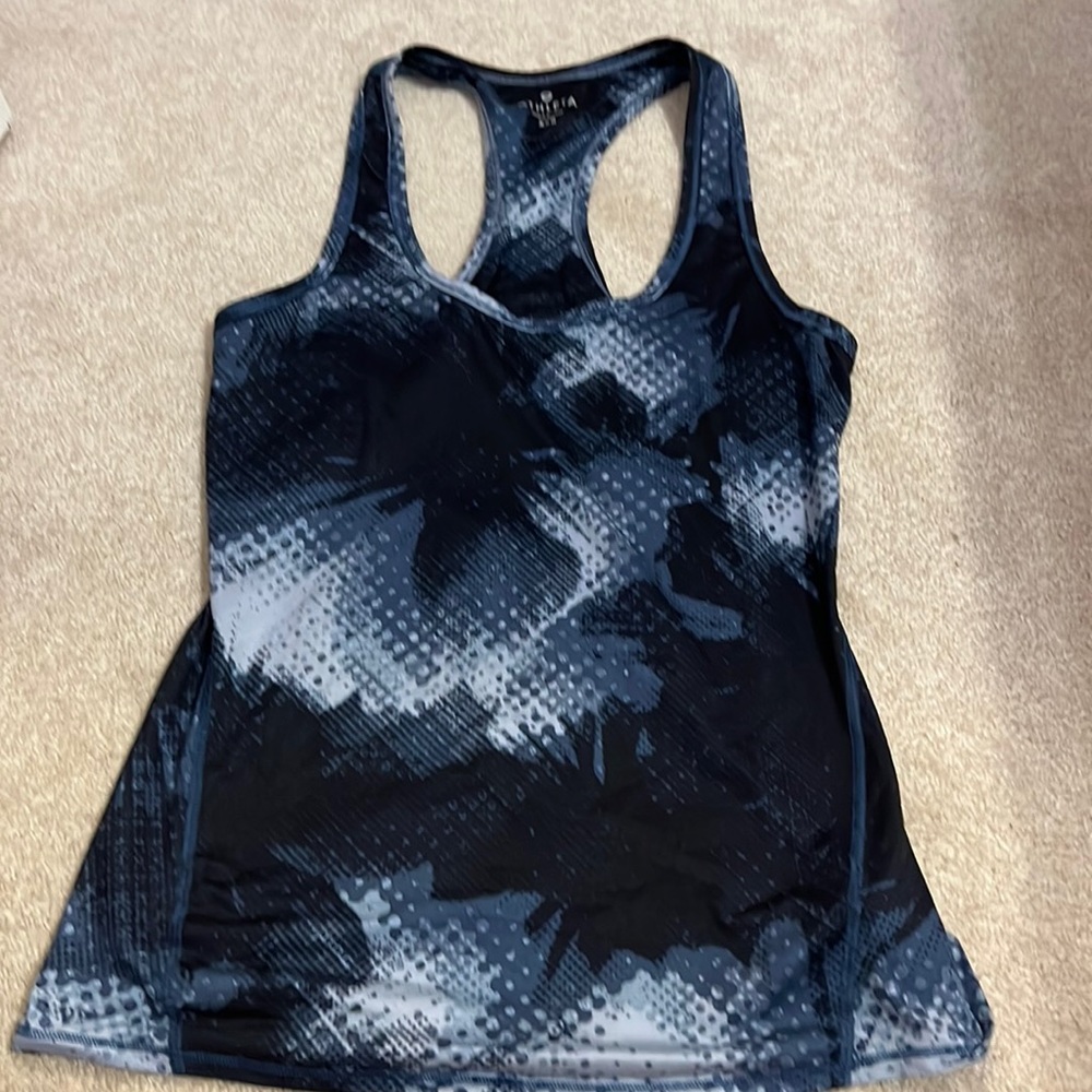 Athlete tank top
